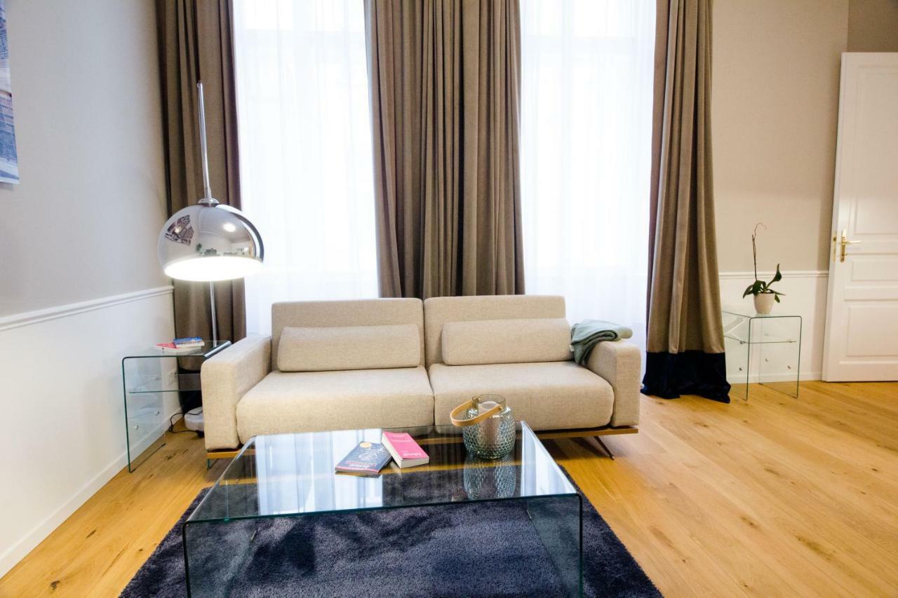 Studio Apartments Urania - Mai'S Apartments Wien Ngoại thất bức ảnh