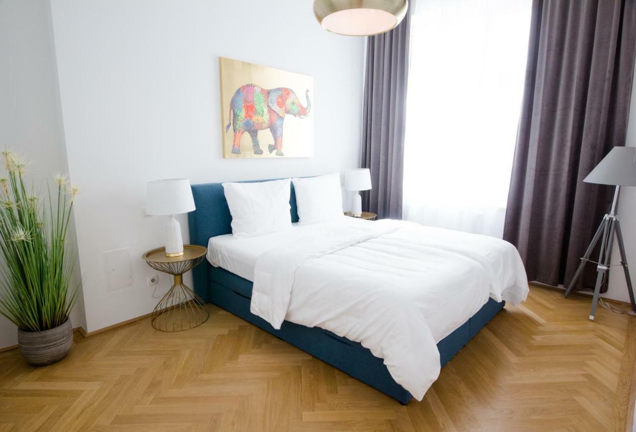 Studio Apartments Urania - Mai'S Apartments Wien Ngoại thất bức ảnh