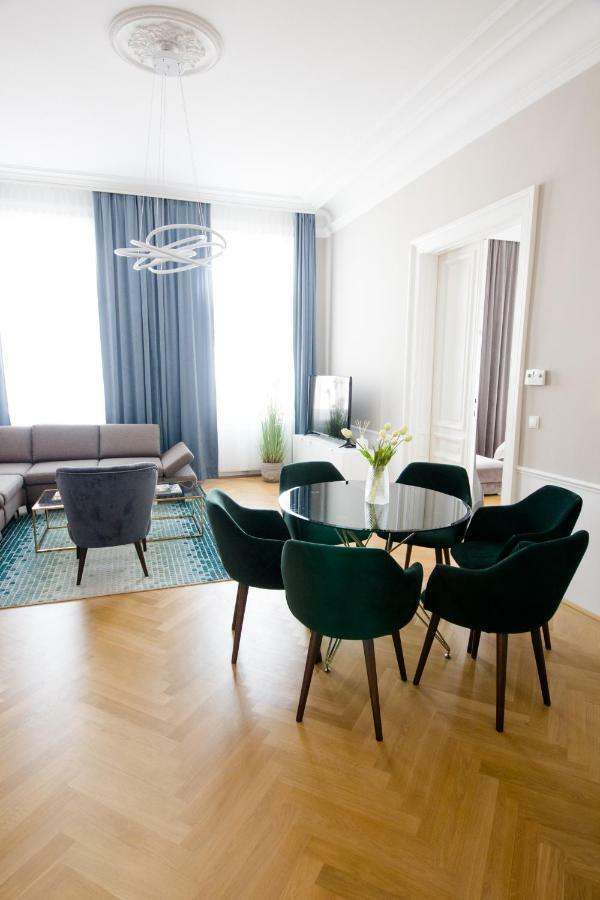 Studio Apartments Urania - Mai'S Apartments Wien Ngoại thất bức ảnh