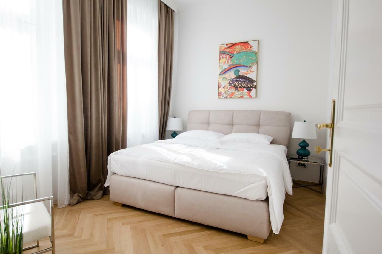 Studio Apartments Urania - Mai'S Apartments Wien Ngoại thất bức ảnh